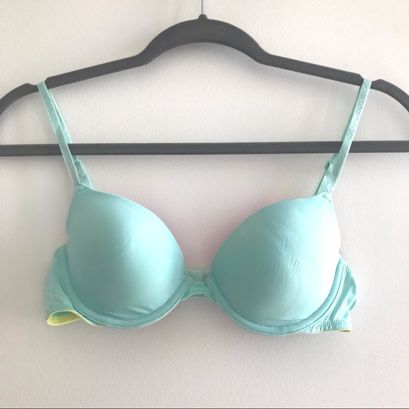 💎 PINK Victoria’s Secret Wear Everywhere Demi Bra - Picture 1 of 7